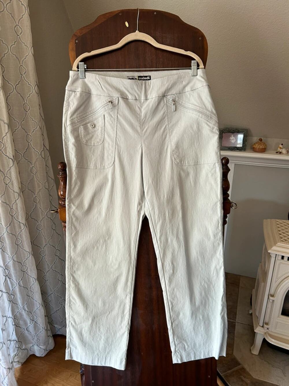 Jamie Sadock pull-on cropped golf pants cream size 16